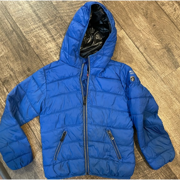 Point Zero Canadian Collection - Picture 3 of 4